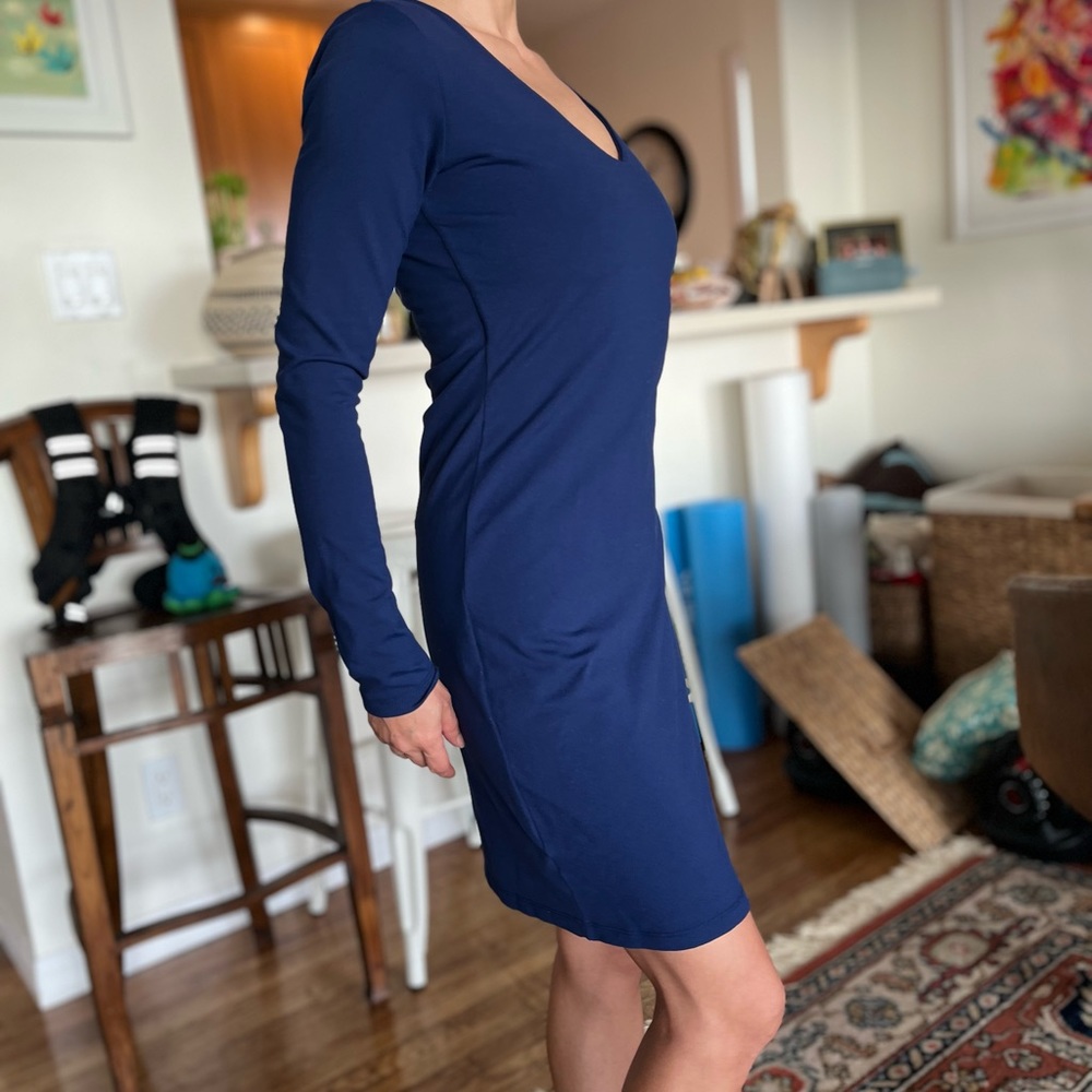 Susana Monaco, fitted, long sleeve dress - Picture 3 of 8